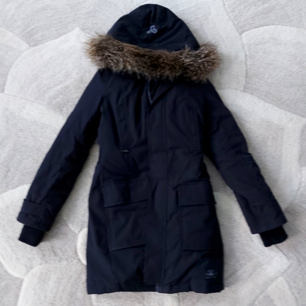 TNA Mountaineering Parka - Black - Size Small